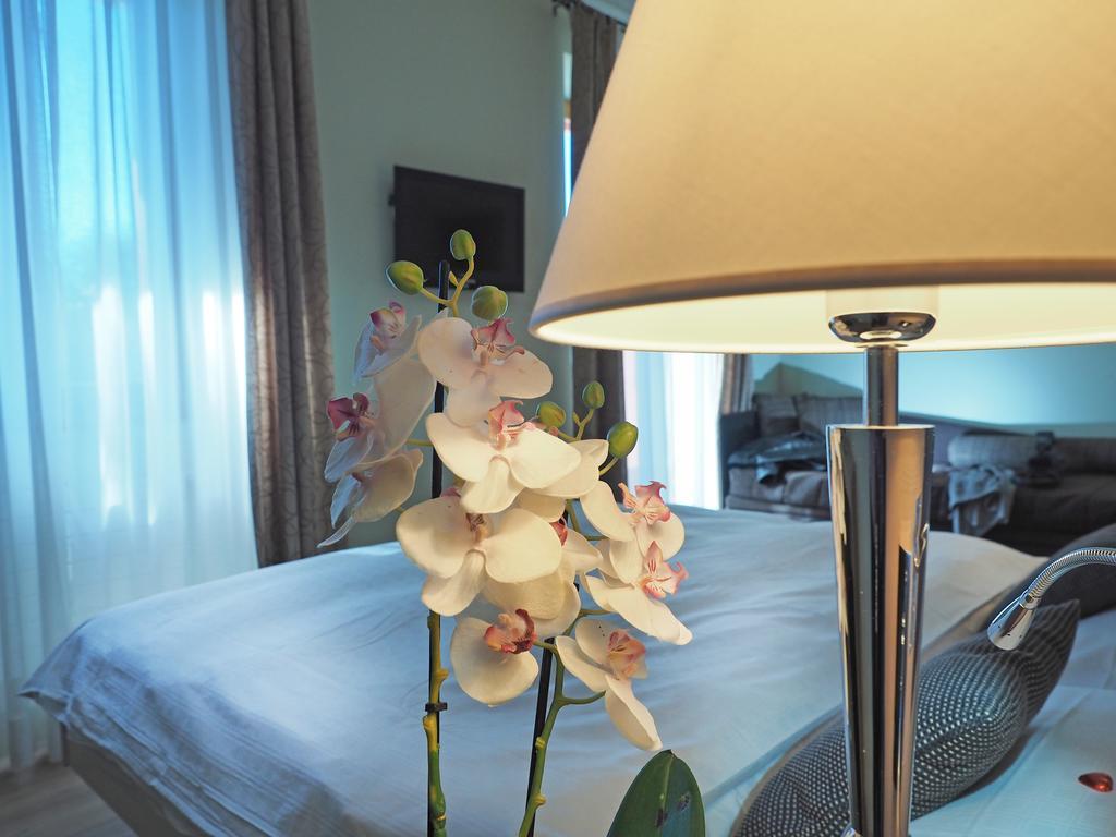 Ristorante Charme Hotel Tre Terre Ponte Brolla Dış mekan fotoğraf